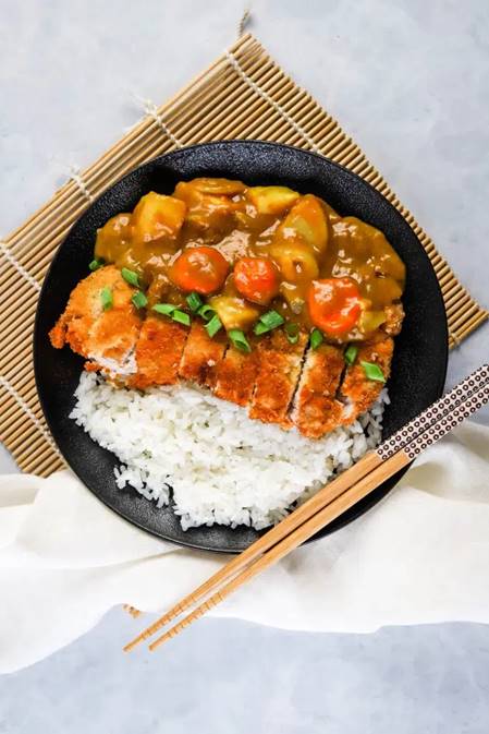Keeping It Relle's Tonkatsu Curry