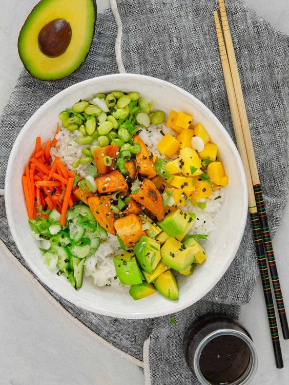 Easy Deconstructed Sushi Salad Bowl