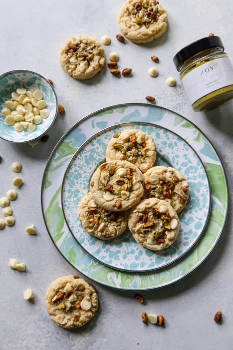 White Chocolate Pistachio Butter Cookies 