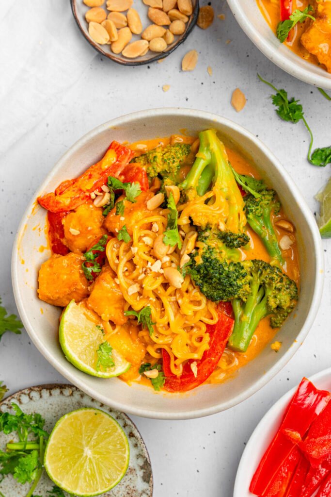 Creamy Thai Red Curry Noodles (One Pot)